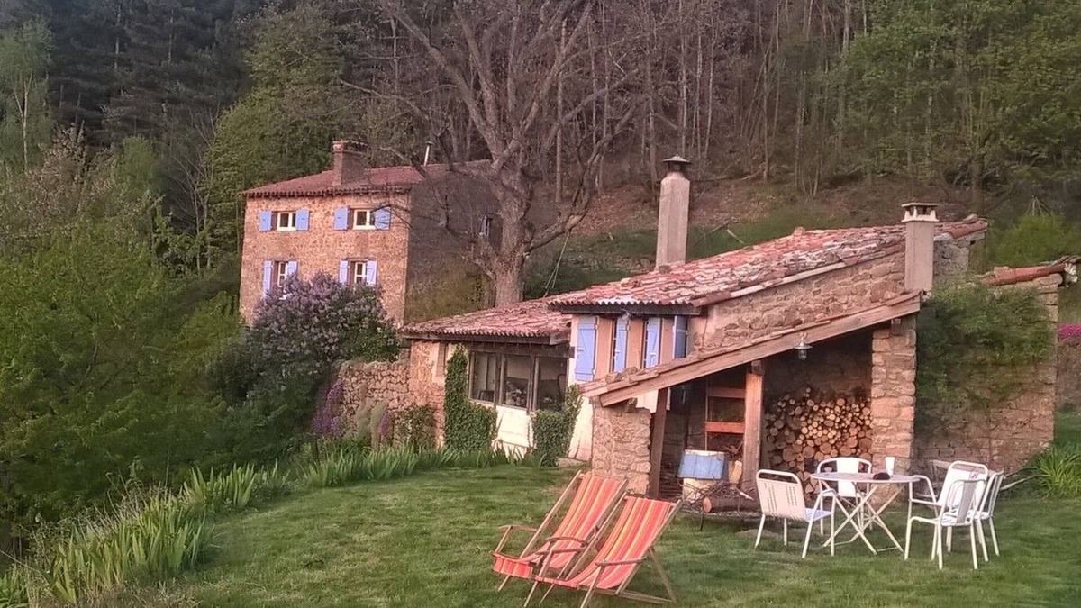 Satillieu House | Bergerie Rustique, Vue, Brasero et Four à Pain
