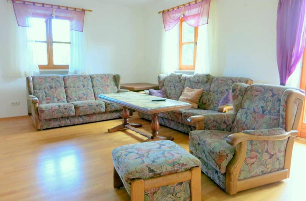 Burgkirchen an der Alz Apartment | Bergmann
