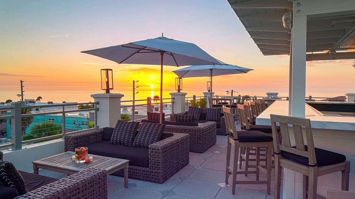 Pass-a-Grille Historic District Hotel | Berkeley Beach Club
