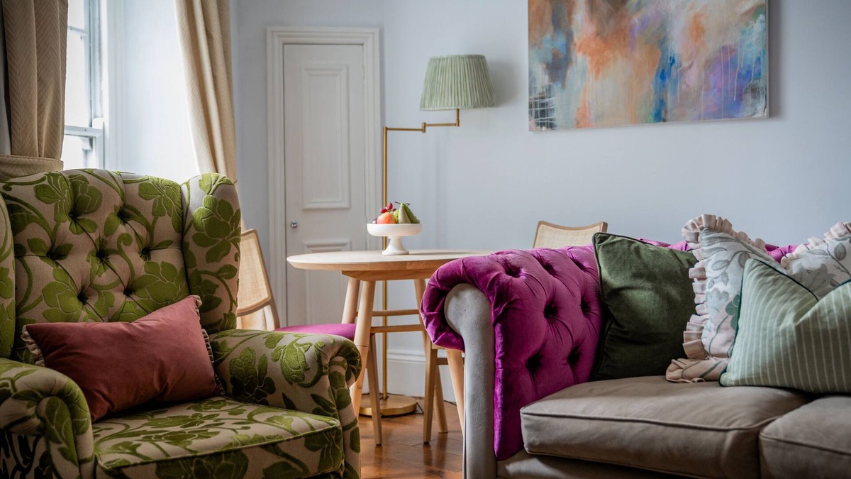 Bristol Apartment | Berkleley Suites, Suite 1