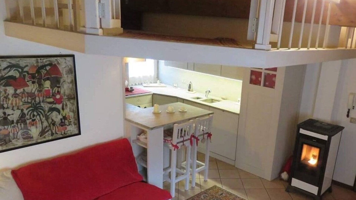 Tirano House | Bernina Express Apartment cozy home w/Jacuzzi