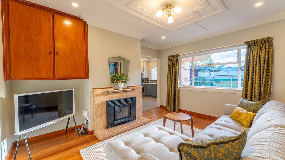 Waimate House | Best Accommodation in Town!