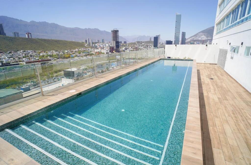Monterrey Centro Apartment | Best Apt Luxury Modern New 2BR Gym Pool 3mins SPGG