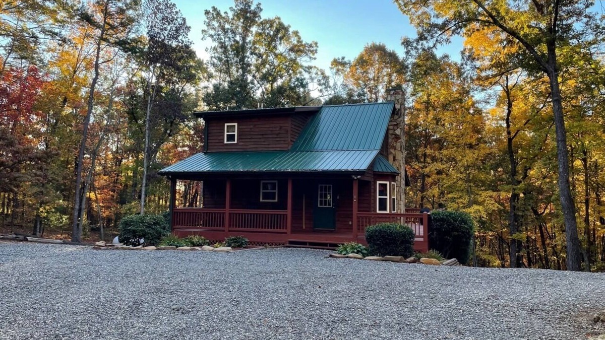 Helen Cabin | Best Around - 3 Miles to Helen & 4 Miles to Cleveland - 3.5 Acres