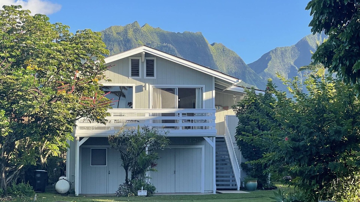 Hanalei Palms House | Best beach location! Mtn views! TVNC1320 TA-GE Tax 039-848-7552-01 Tsunami zone