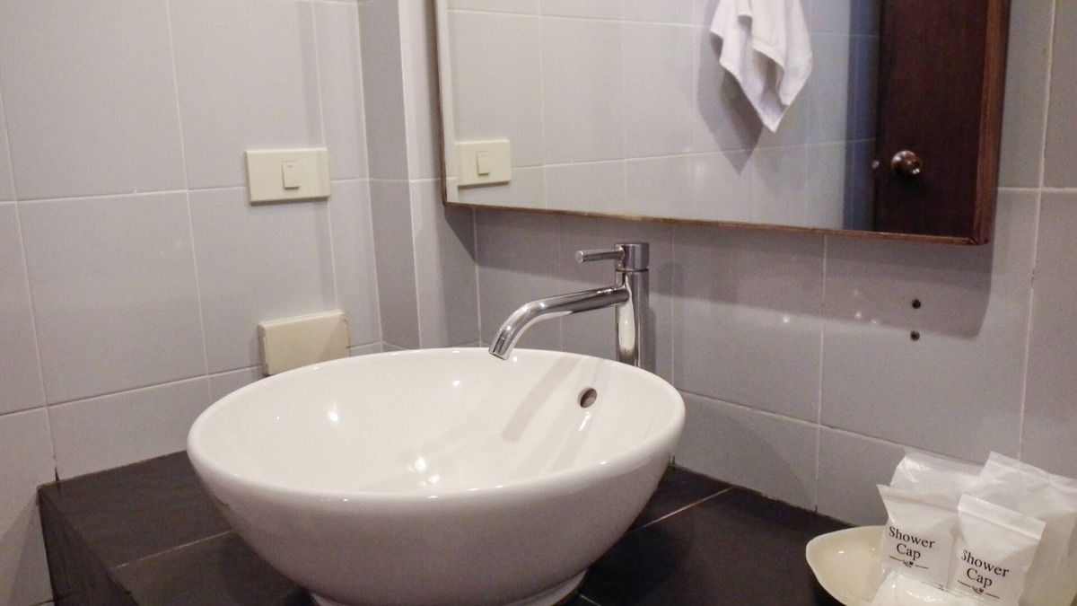 Cherngtalay Resort | Best Budget Hotel in Bang Tao Beach, 100 Meters Away from the Beach.