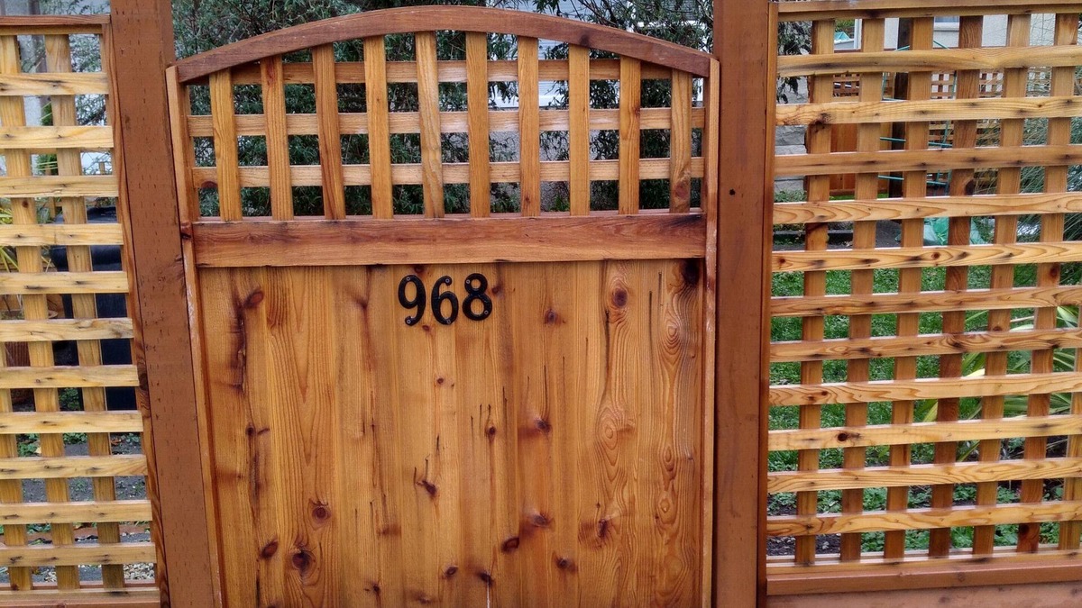 Esquimalt House | Best Little House in West Bay, Monthly Stays