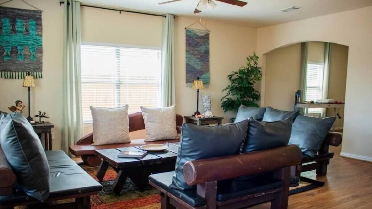Fort Worth House | BEST Location!4BD Entire Culture Home