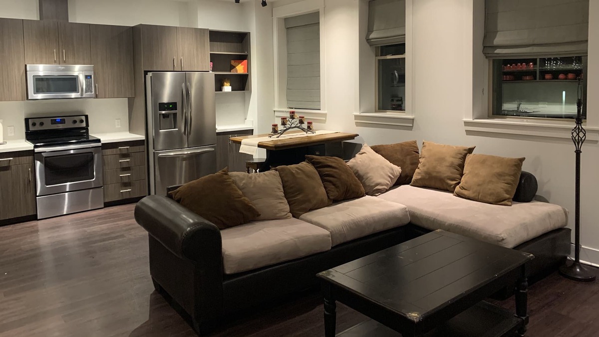 Coeur d'Alene Apartment | Best Location . Center of downtown CDA just out the front door.