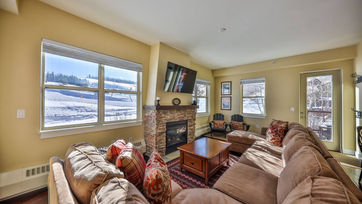 Silvercreek Condo | Best Location for Pool & Biking at Granby Ranch