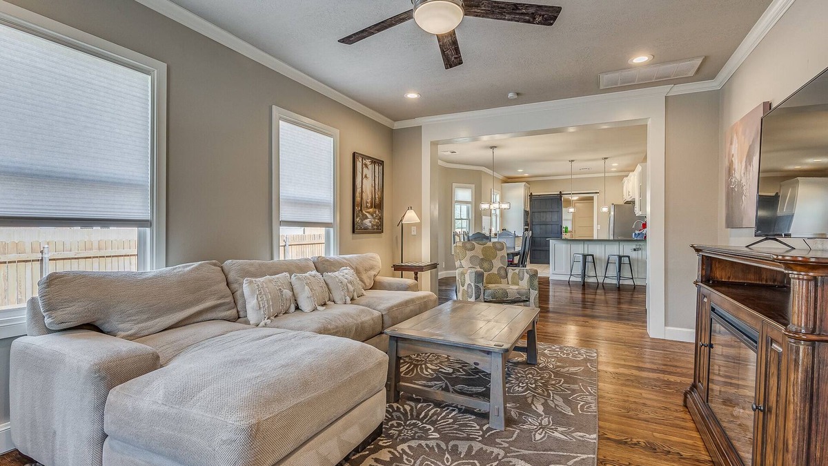 Central Oklahoma City House | Best location in heart of OKC! Willow Tree Retreat