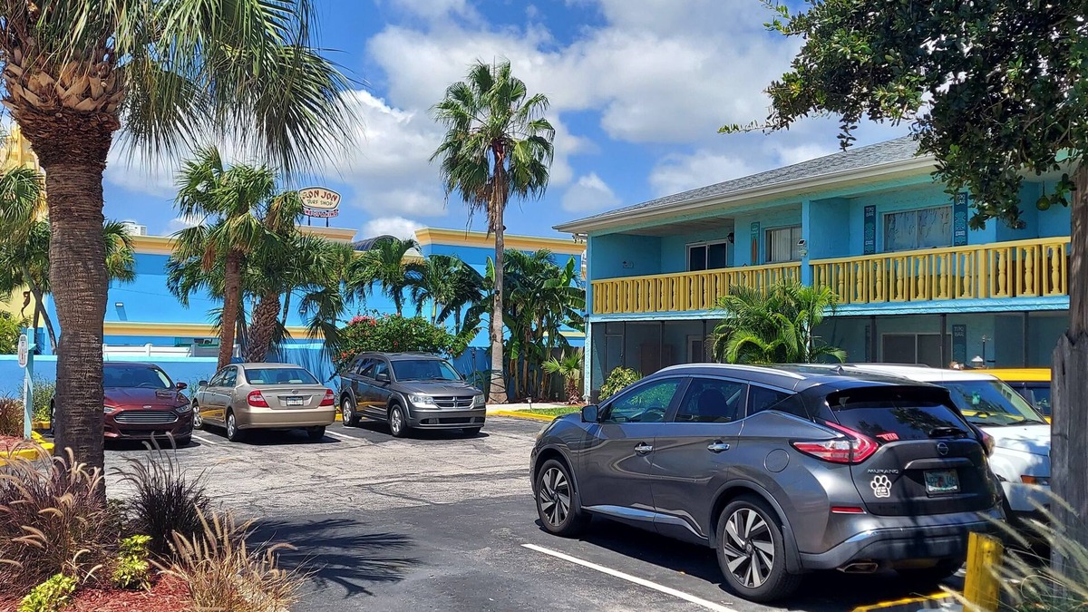 Cocoa Beach Villa | Best Location nPet friendly Marion Lane Suites 1 by RonJon Surf shop and Beach