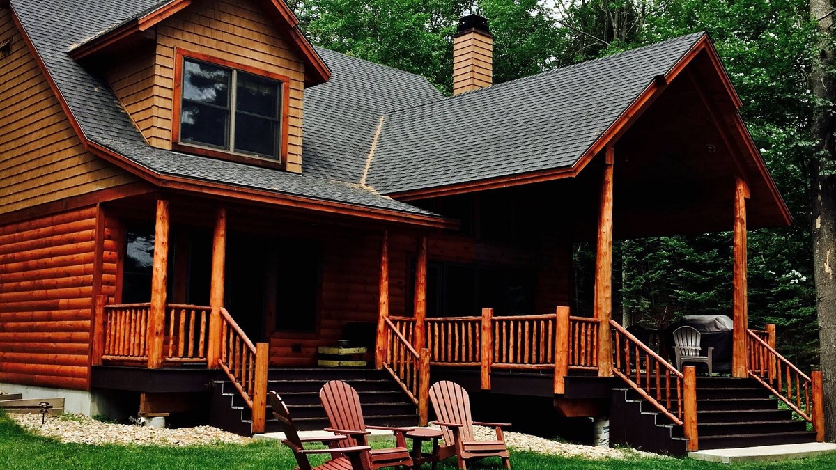 Old Forge House | Best location on the Fulton Chain
