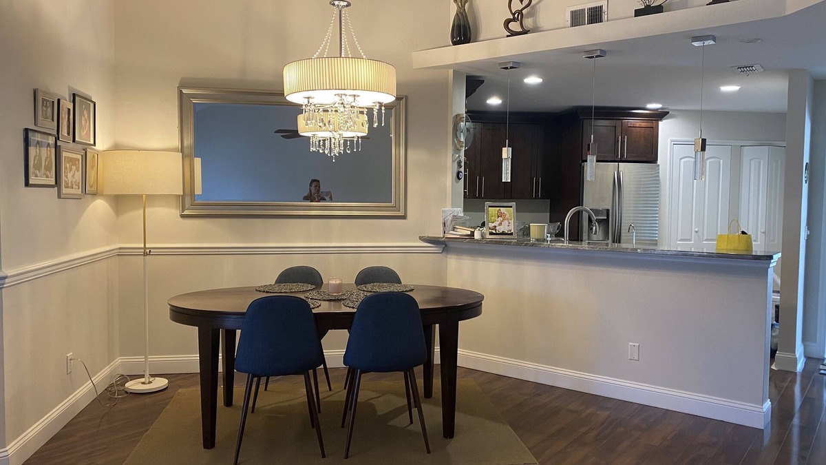 Biggar Condo | Best location to be in!2/2 condo close to Sanibel and Fort Myers beaches!