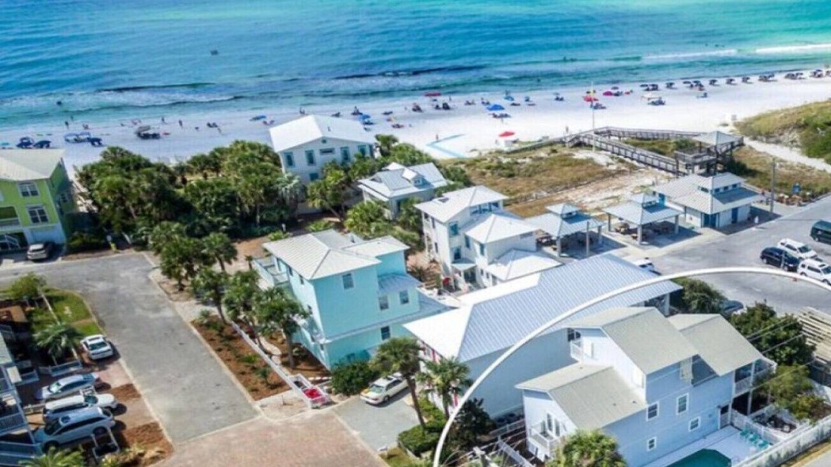 Santa Rosa Beach House | BEST Location on 30A, FREE Beach Setup/Gear on Private Beach & Heated Pool!