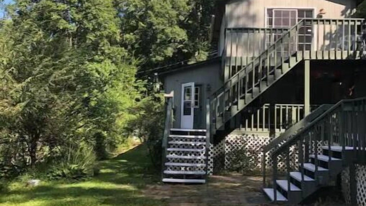 Swannanoa House | Best of both worlds! Surrounded by nature and still close to town, pet-friendly