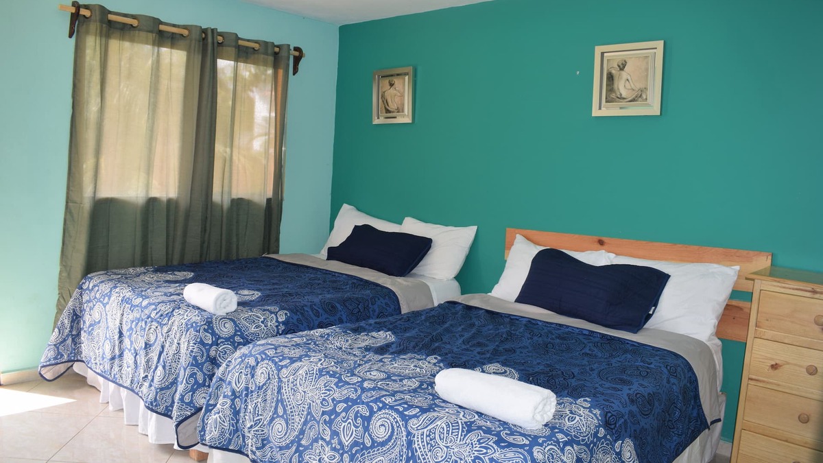 Alfredo V. Bonfil House | Best place to relax Mansion Giahn Bed and Breakfast. Is located between the airp