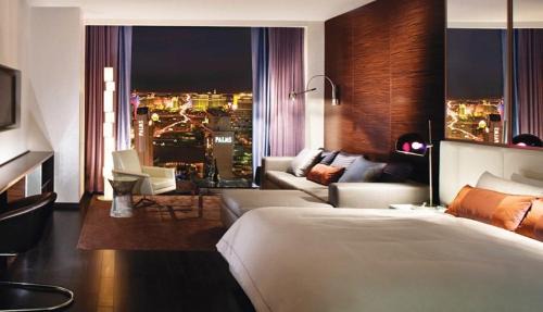 Las Vegas House | Best Strip City Views Balcony Suite No Resort Fee