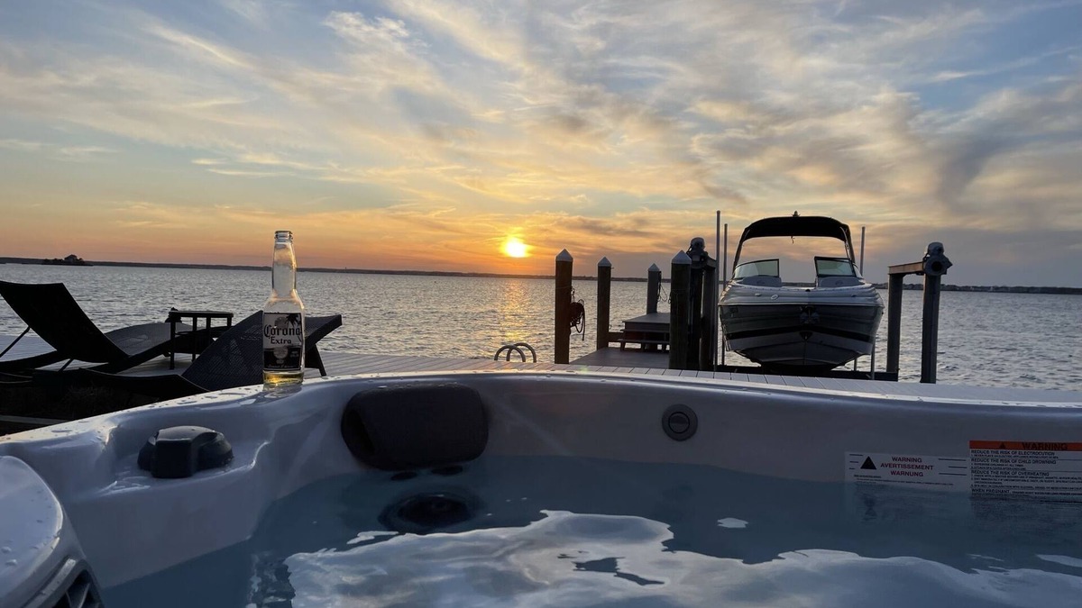 Normandy Beach House | Best sunsets at the Jersey Shore! Sleeps 10