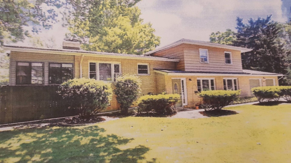 Yellow Springs House | Best value in the area. This 3 bedrm 1 bath space has all the comforts of home.