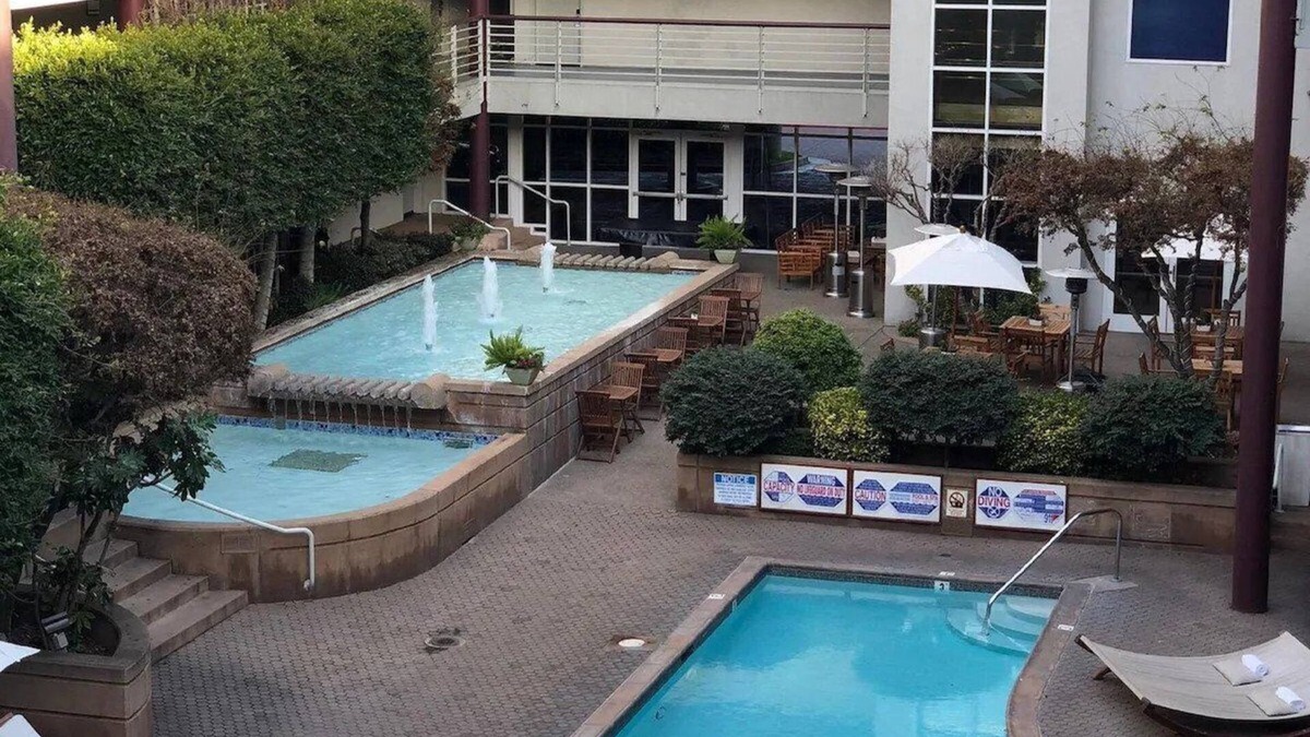Cupertino Hotel | Best Value, Quality Stay! 2 Comfortable Units, Free Parking, Near Franco Park