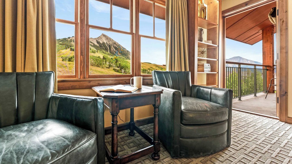 Crested Butte Condo | Best View in CB! Ski In-Out, Pool, Hot Tub, Sauna!