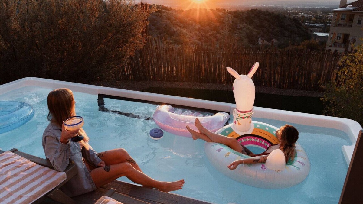 Glenwood Hills House | BEST VIEWS in Albuquerque |Hot Tub|Pool