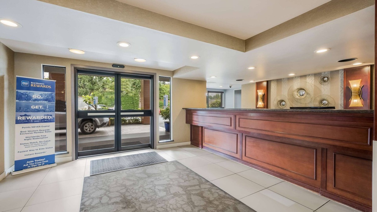Lynnwood Hotel | Best Western Alderwood