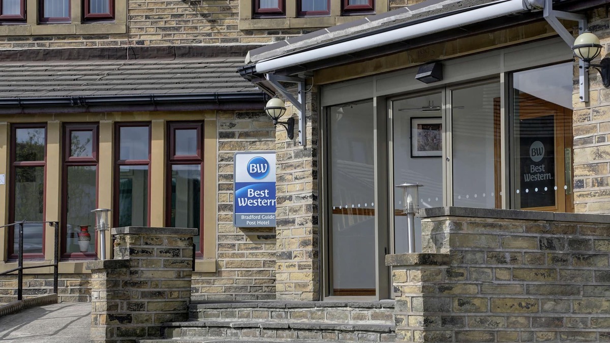 Low Moor Hotel | Best Western Bradford Guide Post Hotel