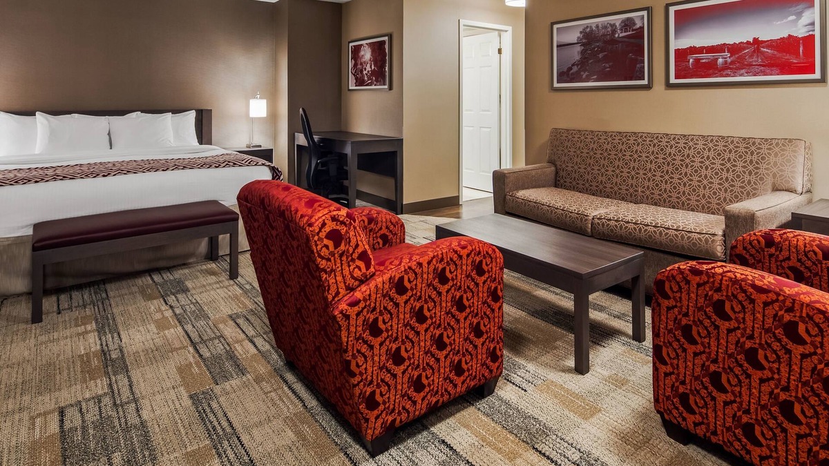 Historic Old Town Hotel | Best Western Colonel Butler Inn