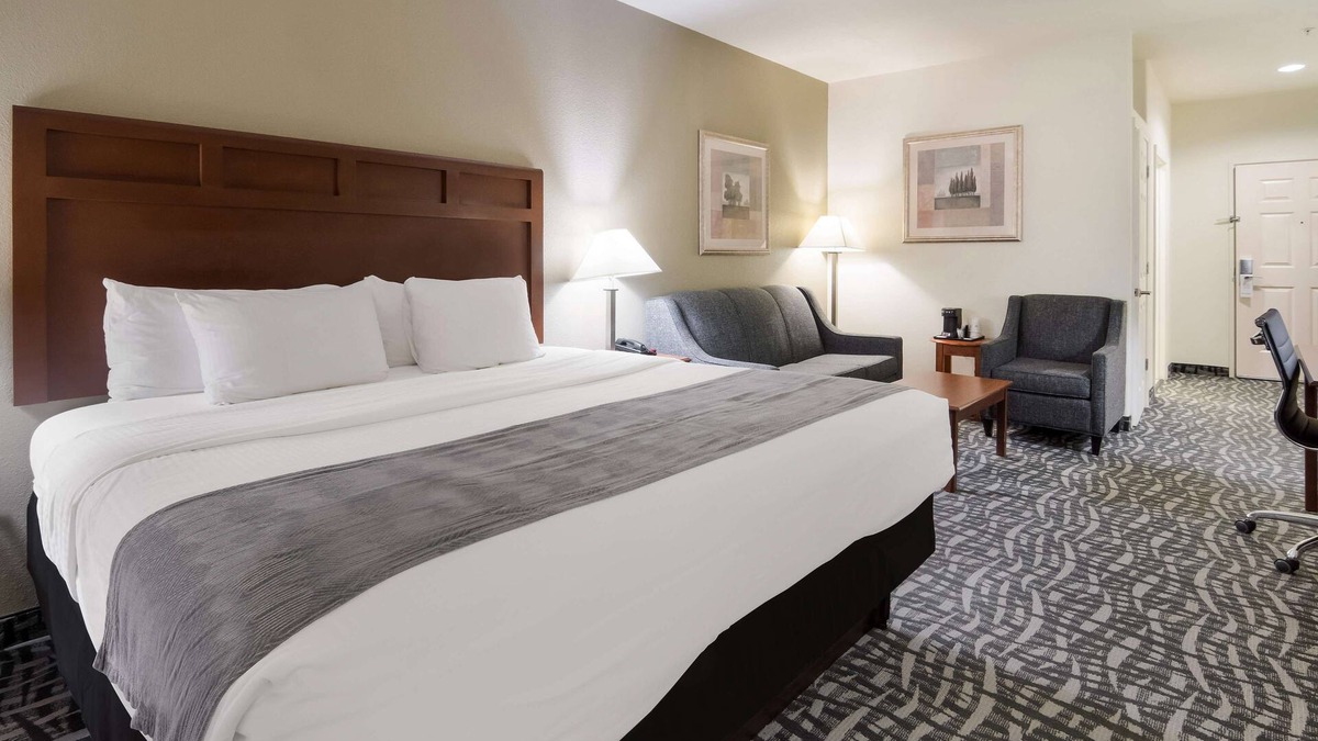 Comanche Hotel | Best Western Comanche Inn