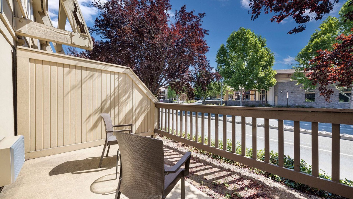 Danville Hotel | Best Western Danville Sycamore Inn