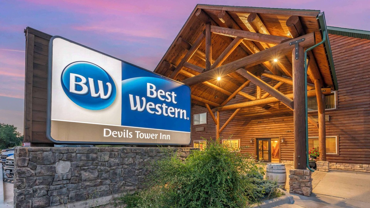 Hulett Hotel | Best Western Devils Tower Inn