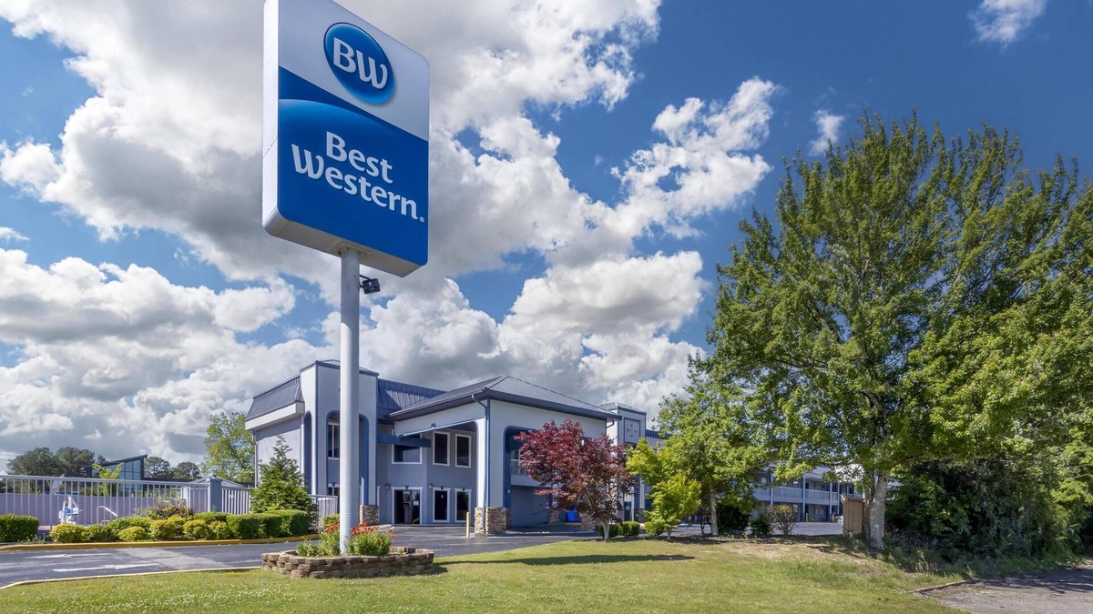 Cullman Hotel | Best Western Fairwinds Inn