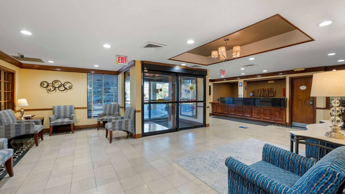 Jeffersontown Hotel | Best Western Louisville East Inn & Suites