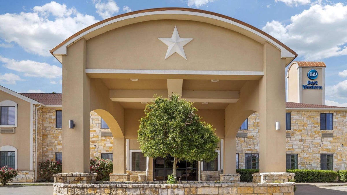 Mineola Hotel | Best Western Mineola Inn