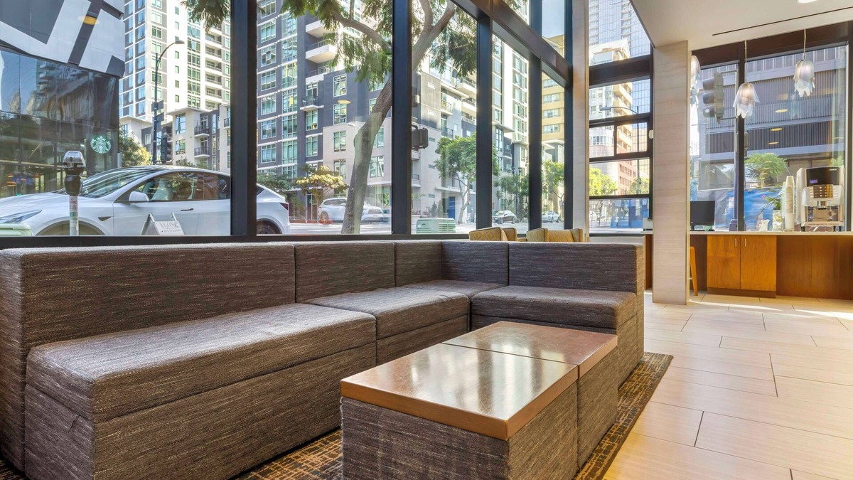 Downtown San Diego Hotel | Best Western Plus Bayside Inn