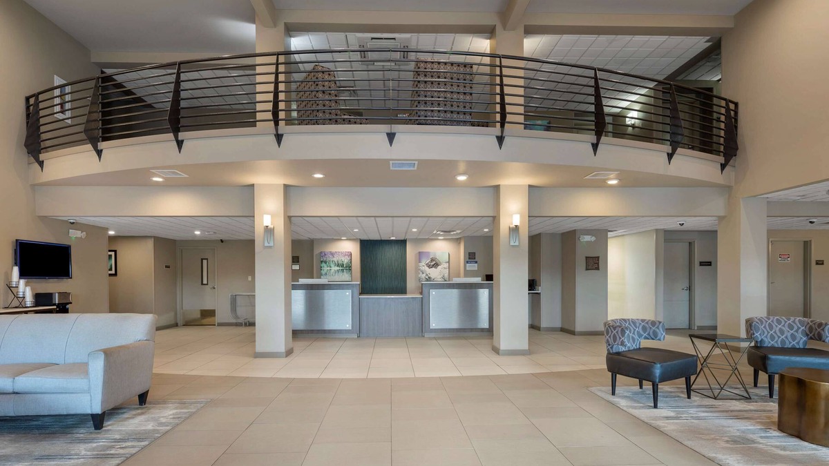 College Hotel | Best Western Plus Chena River Lodge