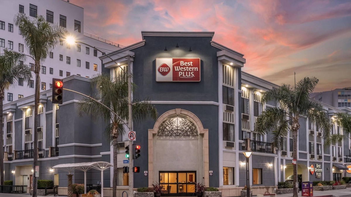 East Village Hotel | Best Western Plus Hotel At The Convention Center
