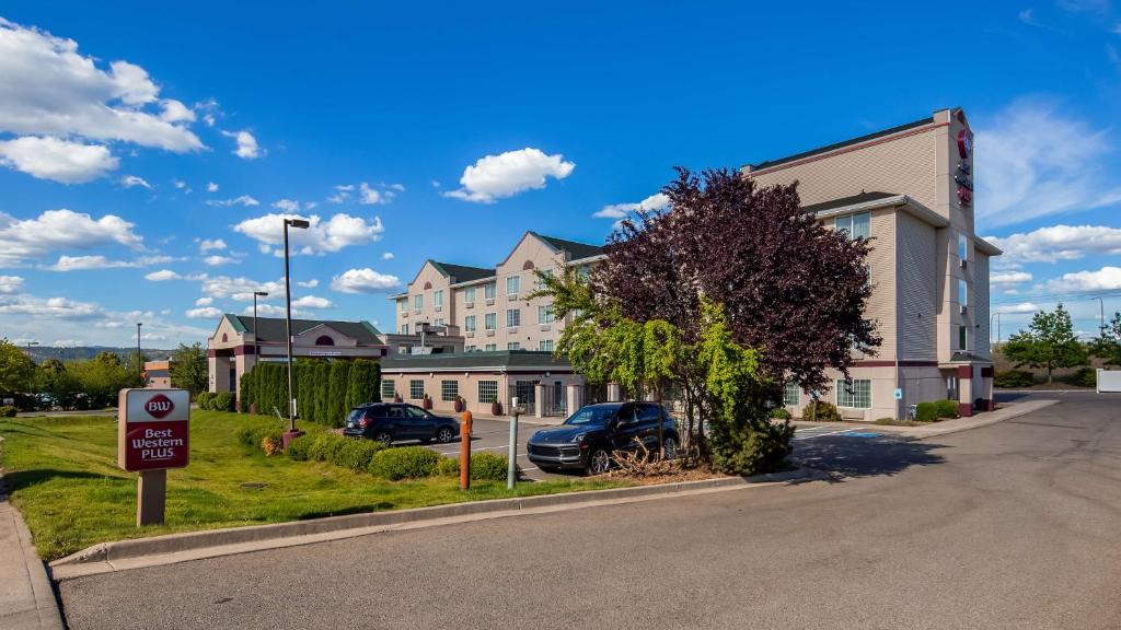 Liberty Lake Hotel | Best Western Plus Liberty Lake Inn