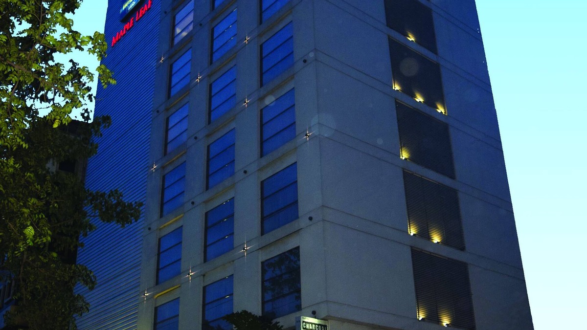 Uttara Hotel | Best Western Plus Maple Leaf