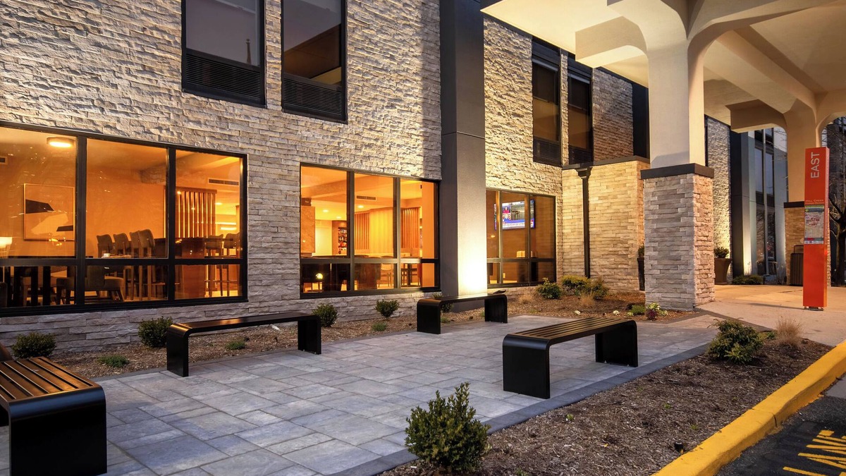 Secaucus Hotel | Best Western Plus Meadowlands