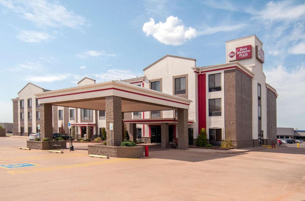 Oklahoma City Hotel | Best Western PLUS Memorial Inn