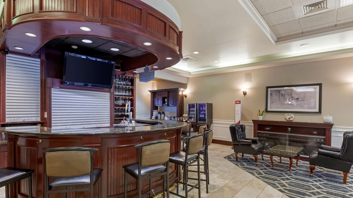 Orillia Hotel | Best Western Plus Orillia Hotel