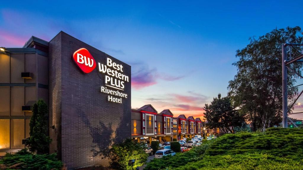 Citizen Involvement Committee Hotel | Best Western Plus Rivershore Hotel