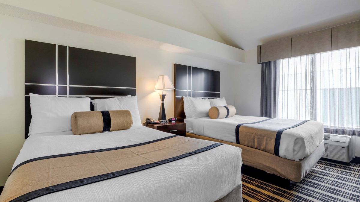 Rockwall Hotel | Best Western Plus Rockwall Inn & Suites