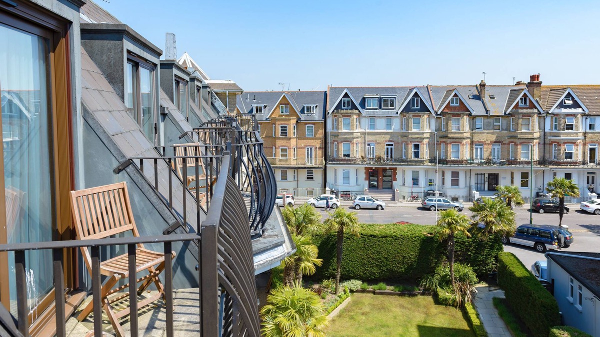 Bournemouth City Centre Hotel | Best Western Plus The Connaught Hotel & Spa