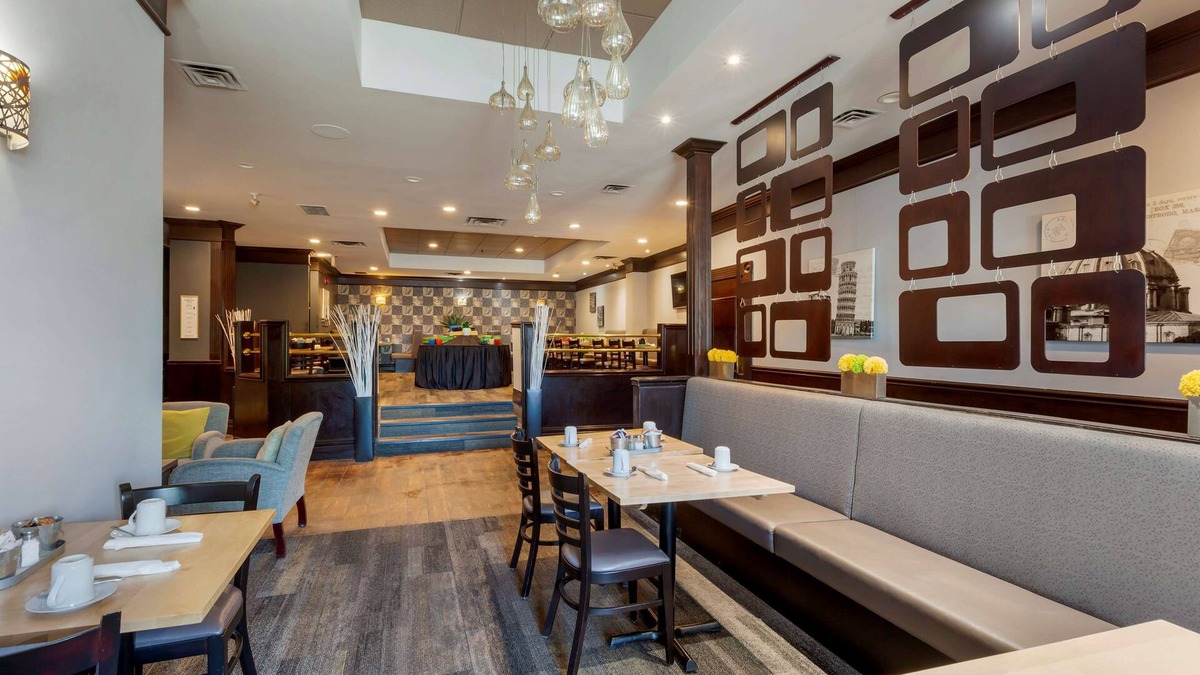 Northeast Mississauga Hotel | Best Western Plus Toronto Airport Hotel