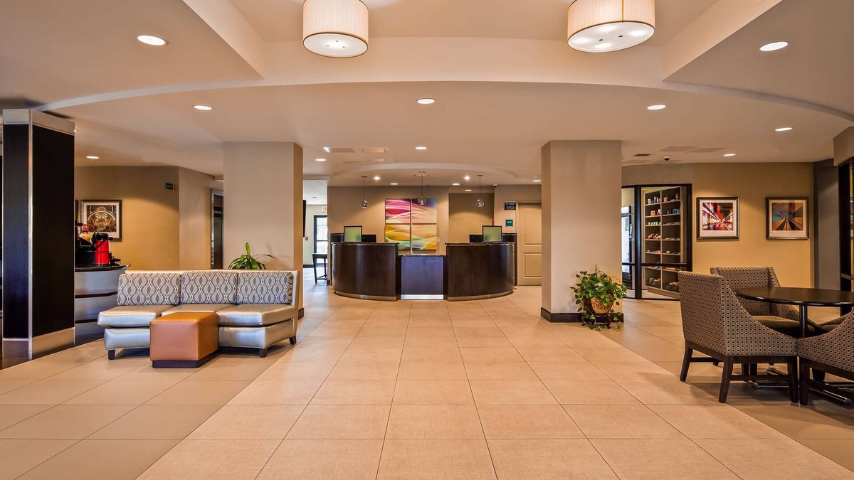 Hattiesburg Hotel | Best Western Plus University Inn