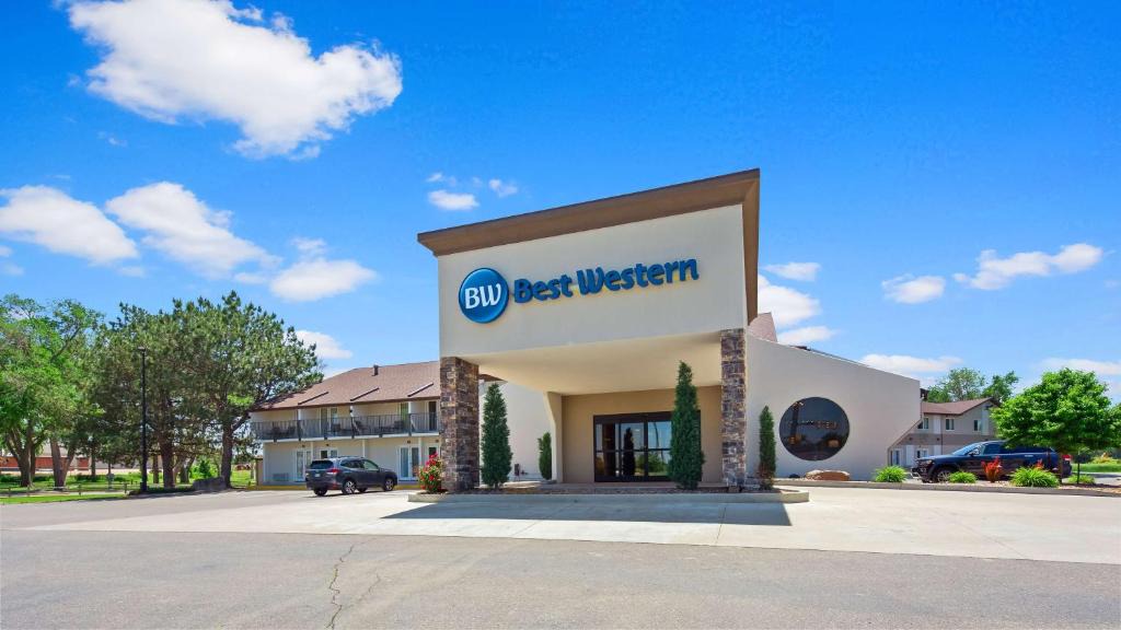 Sterling Hotel | Best Western Sundowner